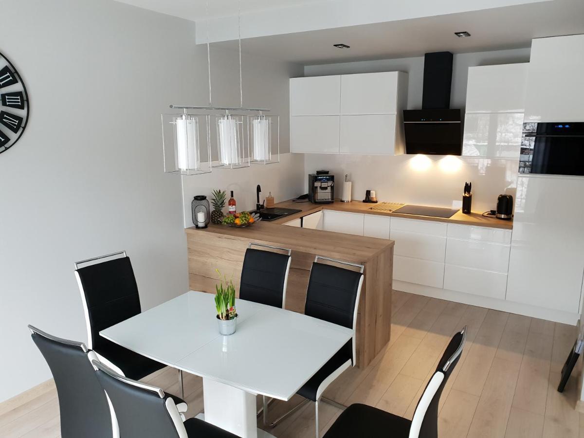 Vera Apartment Swieradow-Zdroj Zakopianska 22 C M10 Bagian luar foto